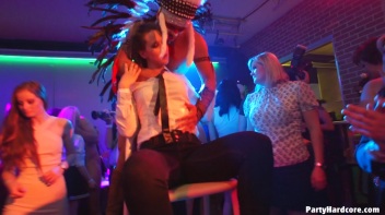 Party Hardcore Gone Crazy Vol. 36 Part 1 - Cam 1 Screencap 62 on www.sinx.com