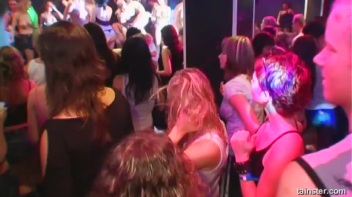 Blue Jean Babes Part 5 Cam 3 Screencap 65 on www.sinx.com