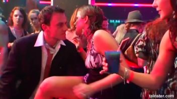 Pussy Casino Part 5 - Cam 1 Screencap 67 on www.sinx.com