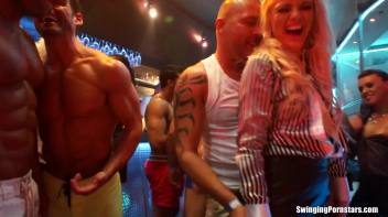 Summer Jam Bang Part 1 - Main Edit Screencap 30 on www.sinx.com