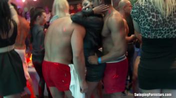 Summer Jam Bang Part 1 - Main Edit Screencap 34 on www.sinx.com