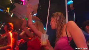 Eurobabe Olympics Part 4 - Cam 1 Screencap 70 on www.sinx.com