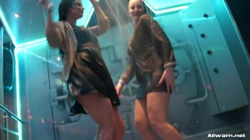 Flashy When Wet! Screencap 13 on www.sinx.com