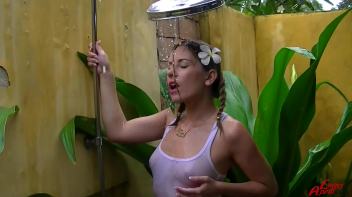 Better When Wetter, Pissing Hottie Drenches Herself Screencap 84 on www.sinx.com
