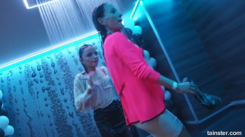 Soaked and Saucy! Screencap 88 on www.sinx.com