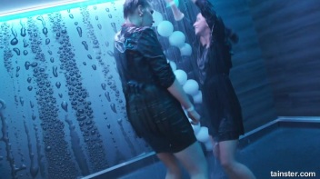 Soaked and Saucy! Screencap 41 on www.sinx.com