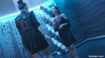 Soaked and Saucy! Screencap 43 on www.sinx.com