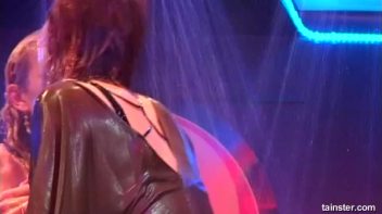 Pussy Casino Part 5 - Shower Cam Screencap 93 on www.sinx.com