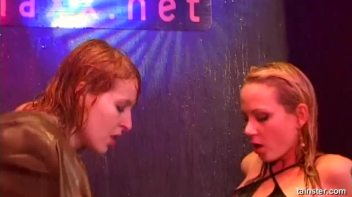 Pussy Casino Part 5 - Shower Cam Screencap 63 on www.sinx.com