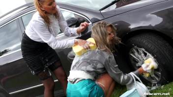 Eurobabe Car Wash Screencap 42 on www.sinx.com