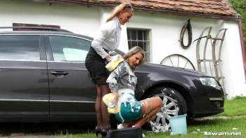 Eurobabe Car Wash Screencap 46 on www.sinx.com