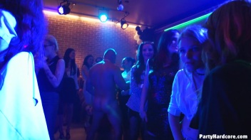 Party Hardcore Gone Crazy Vol. 37 Part 2 - Cam 3 Screencap 43 on www.sinx.com