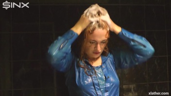 A Luscious Lather Screencap 25 on www.sinx.com