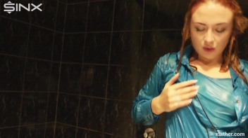 A Luscious Lather Screencap 42 on www.sinx.com