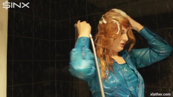 A Luscious Lather Screencap 9 on www.sinx.com