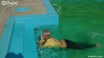 Sexy Blonde Swims And Splashes In Outdoor Pool Screencap 61 on www.sinx.com