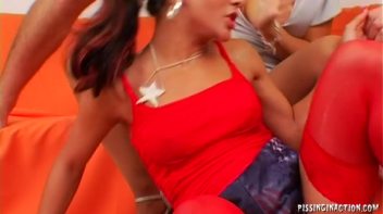 Cindy Gold's Golden Shower Screencap 25 on www.sinx.com