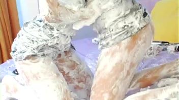 Shaving Foam Massage Screencap 86 on www.sinx.com