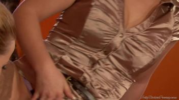 Piss Lodge Gets a Glowing Eurobabe Review! Screencap 79 on www.sinx.com