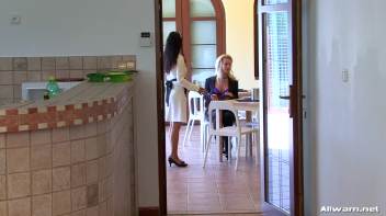 Don't Piss Off This Waitress! Screencap 21 on www.sinx.com