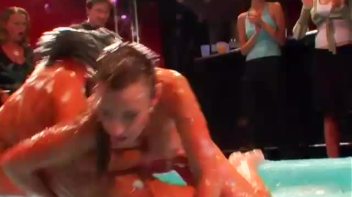 Duke It Out In A Pool Of Slop Screencap 105 on www.sinx.com