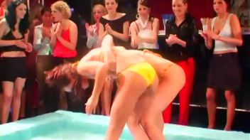 Duke It Out In A Pool Of Slop Screencap 13 on www.sinx.com