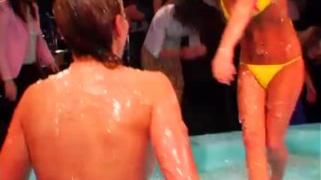 Duke It Out In A Pool Of Slop Screencap 42 on www.sinx.com