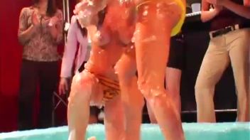 Duke It Out In A Pool Of Slop Screencap 59 on www.sinx.com