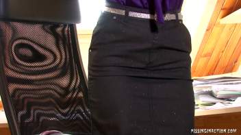 Every Good Workout Needs THIS Energy Drink! Screencap 23 on www.sinx.com