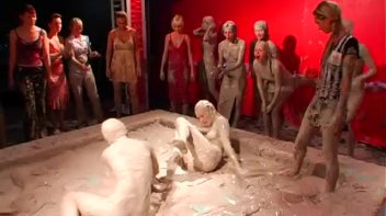 Mudpit of Love Screencap 58 on www.sinx.com