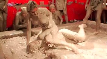 Mudpit of Love Screencap 72 on www.sinx.com