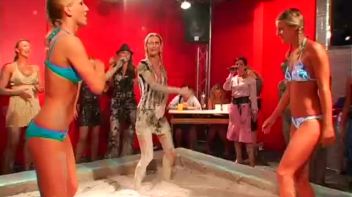 Mudpit of Love Screencap 8 on www.sinx.com