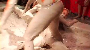 Mudpit of Love Screencap 13 on www.sinx.com