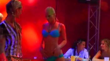 Mudpit of Love Screencap 2 on www.sinx.com