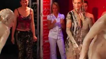 Mudpit of Love Screencap 34 on www.sinx.com