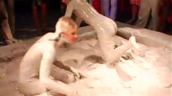 Mudpit of Love Screencap 36 on www.sinx.com