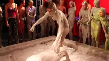 Mudpit of Love Screencap 48 on www.sinx.com