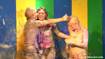 When Two Mud Battles Become One Screencap 86 on www.sinx.com