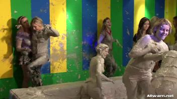 When Two Mud Battles Become One Screencap 88 on www.sinx.com