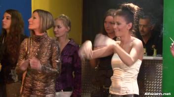 When Two Mud Battles Become One Screencap 1 on www.sinx.com