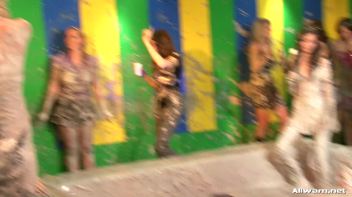 When Two Mud Battles Become One Screencap 103 on www.sinx.com