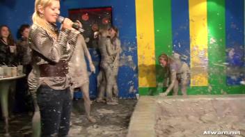 When Two Mud Battles Become One Screencap 107 on www.sinx.com