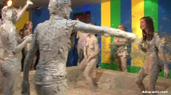 When Two Mud Battles Become One Screencap 108 on www.sinx.com