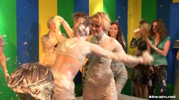 When Two Mud Battles Become One Screencap 57 on www.sinx.com