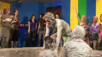 When Two Mud Battles Become One Screencap 60 on www.sinx.com