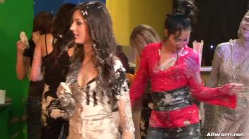 When Two Mud Battles Become One Screencap 68 on www.sinx.com