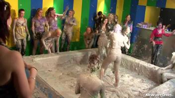 When Two Mud Battles Become One Screencap 81 on www.sinx.com