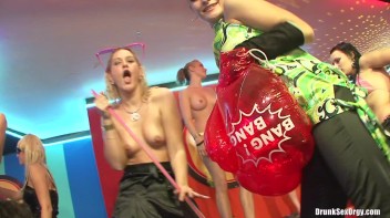 Bikini Beach Balls Part 5 - Main Edit Screencap 23 on www.sinx.com