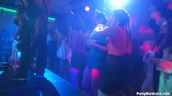 Party Hardcore Gone Crazy Vol. 37 Part 2 - Cam 2 Screencap 60 on www.sinx.com