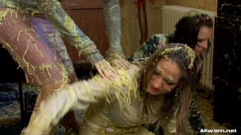 Slop Queens Screencap 54 on www.sinx.com